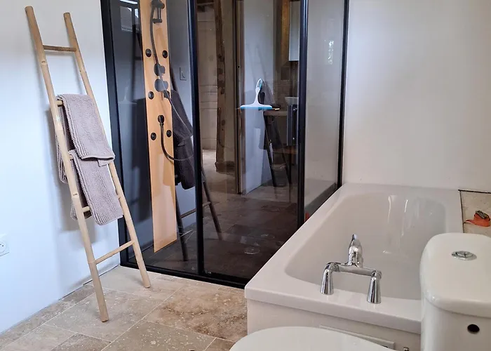 De La Douce Evasion Auverse